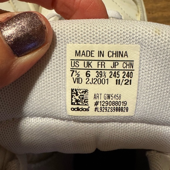 Adidas Women’s Hoops 3.0 Mid Cut Classic White Pink Gum Basketball Shoes Sz 7.5 - Picture 10 of 12